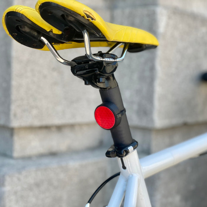Device Therapy Bike Mount & Reflector for Apple AirTag - AirTag